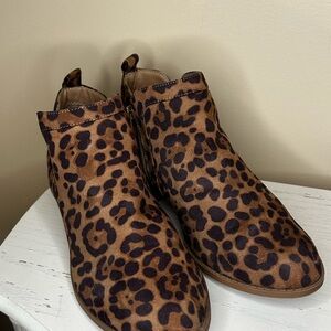 Torrid Leopard Print Ankle Boots Size 8 WW